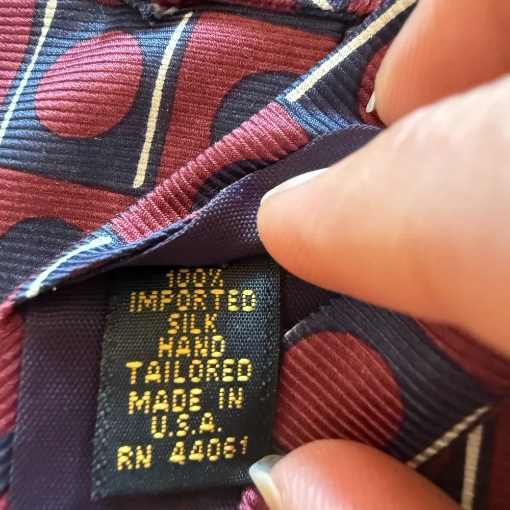 Neiman Marcus Burgundy and Navy Circle Pattern Tie
